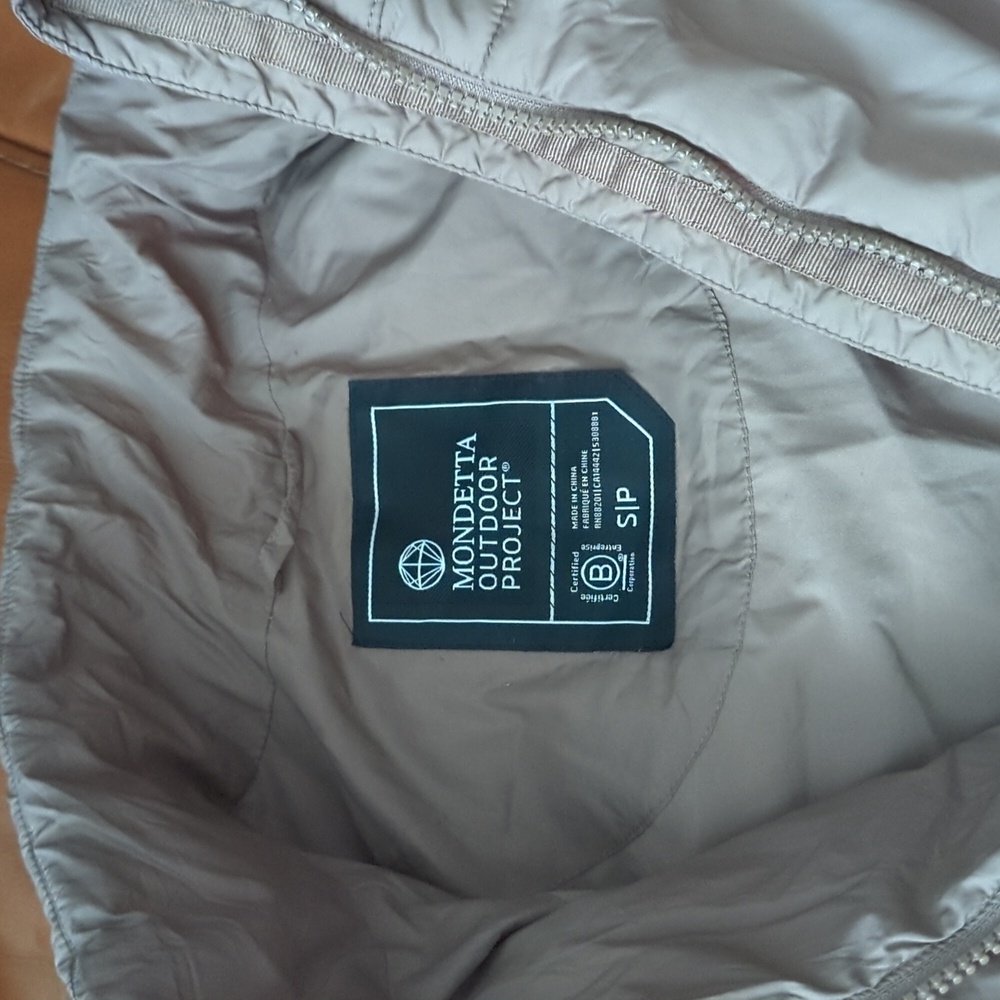 Mondetta The Sorona Fill GRS Certified Recycled Poly Insulated Jacket - Picture 11 of 15